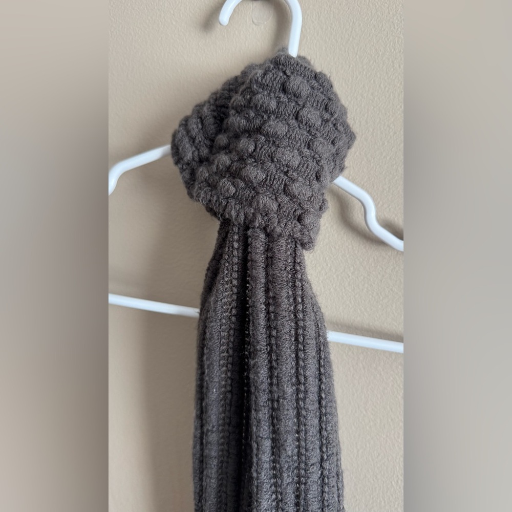 Cozy Gray Pull-Tie Knit Scarf, Britts Knits